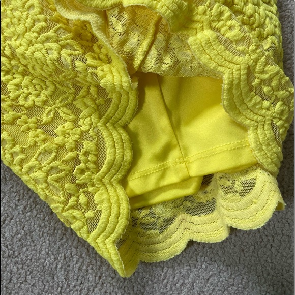 Topshop Yellow Lace 3/4 Sleeve Dress, Size 4 - Picture 6 of 6